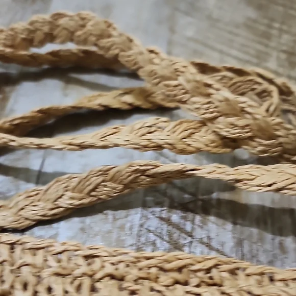 Handmade Woven Tan Crossbody Bag - Picture 3 of 9